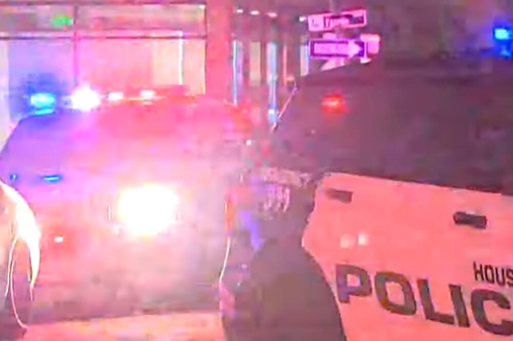 KRVAVA VEČERA U HJUSTONU: Uleteo u restoran izvadio pištolj i pucao iz čista mira! Muškarac ubijen, žena ranjena