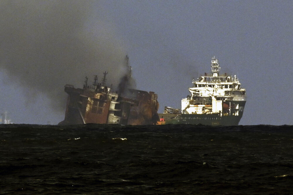 Šri Lanka, brod, eksplozija