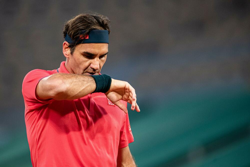BIĆU NA ŠTAKAMA MNOGO NEDELJA... Federer objavio EMOTIVAN video i rasplakao planetu! Da li ovo znači KRAJ za Rodžera?! VIDEO