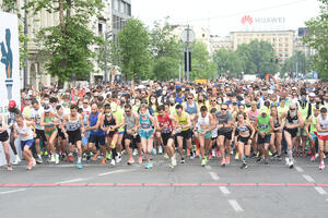 BRAVO! Milan Mitrović i Olivera Jevtić pobednici u polumaratonskoj trci na 34. Beogradskom maratonu