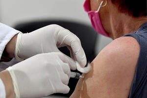 KAMPANJA SLOVENAČKE VLADE: Nema više besplatnog testiranja, građani vakcinišite se!
