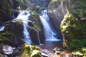 NEVEROVATNO OTKRIĆE NA STAROJ PLANINI! Na 1.350 metara visine otkrivena 4 tajanstvena vodopada NIKO NIJE ZNAO DA POSTOJE