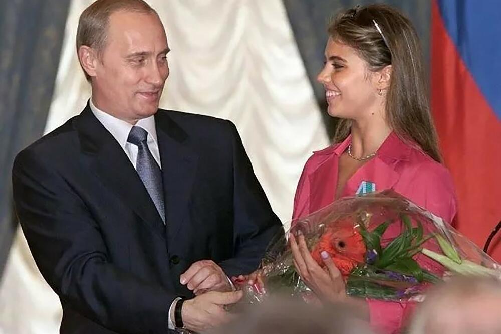 BRITANSKI MEDIJI OBJAVILI ŠOK-TVRDNJE: Putin ljubavnicu Alinu Kabajevu i četvoro dece krije na tajnoj lokaciji u Švajcarskoj?!