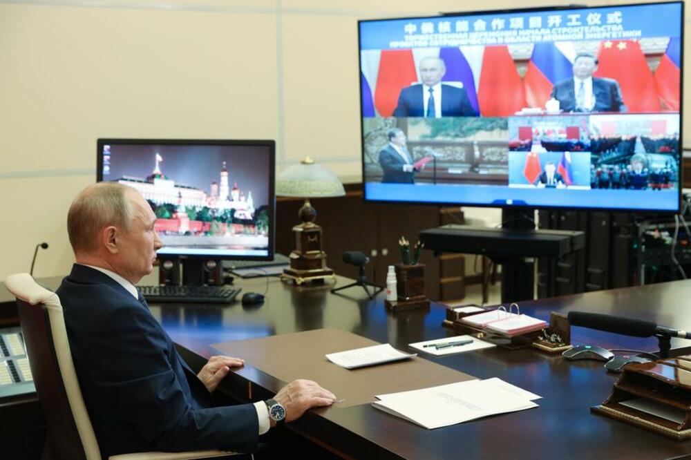 NERASKIDIVO PRIJATELJSTVO ILI BRAK IZ INTERESA: Koliko su stvarno jake veze Rusije i Kine?