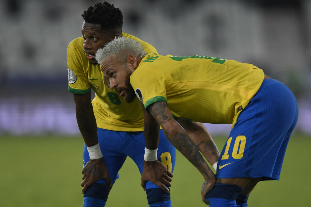 SILNE KARIOKE: Brazil ubedljiv protiv Perua, Nejmar sve bliži Peleu (VIDEO)