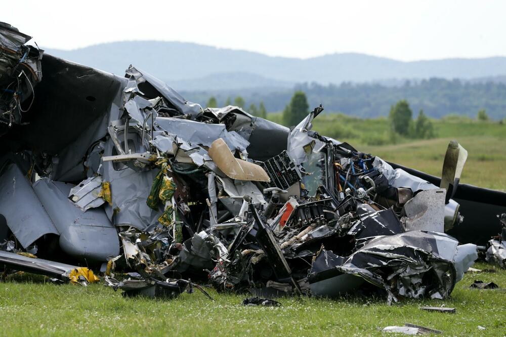 PAO AVION SA PADOBRANCIMA Sedmoro poginulo u udesu u Rusiji FOTO