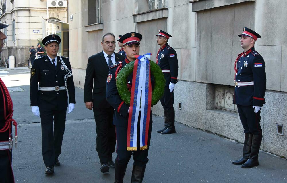 Aleksandar Vulin, Slava