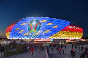 ODLUKA KOJA ĆE PODIĆI BURU: UEFA zabranila Nemcima da "ofarbaju" stadion u dugine boje!