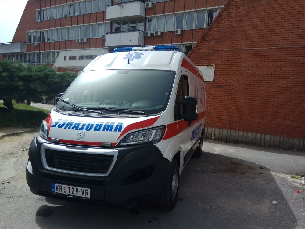 Vranje, Zdravstveni centar Vranje, Hitna Pomoć, sanitetsko vozilo, Ljiljana Antić