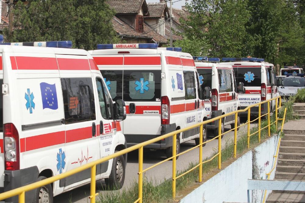 POTUKLI SE ZBOG PARKING MESTA Detalji tuče u Novom Beogradu: 2 u bolnici, policija pokrenula istragu