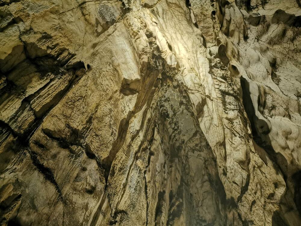 Hadži-Prodanova pećina, Ivanjica, Raščići