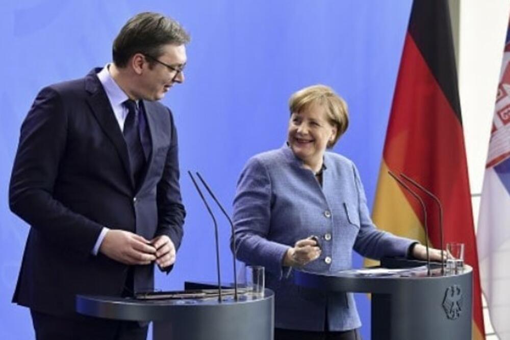 PREDSEDNIK VUČIĆ RAZGOVARAO SA ANGELOM MERKEL: Odnosi Srbije i Nemačke u usponu