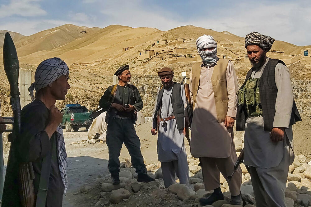 TALIBANI NAPREDUJU U SUKOBIMA Zauzeli još jedan grad na severu Avganistana