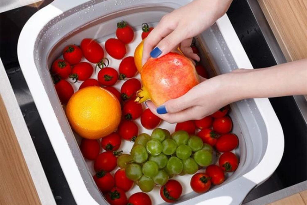 ZA HRANU BEZ OTROVNIH HEMIKALIJA: Obavezno dobro perite voće i povrće pre jela na ovaj efikasan način!