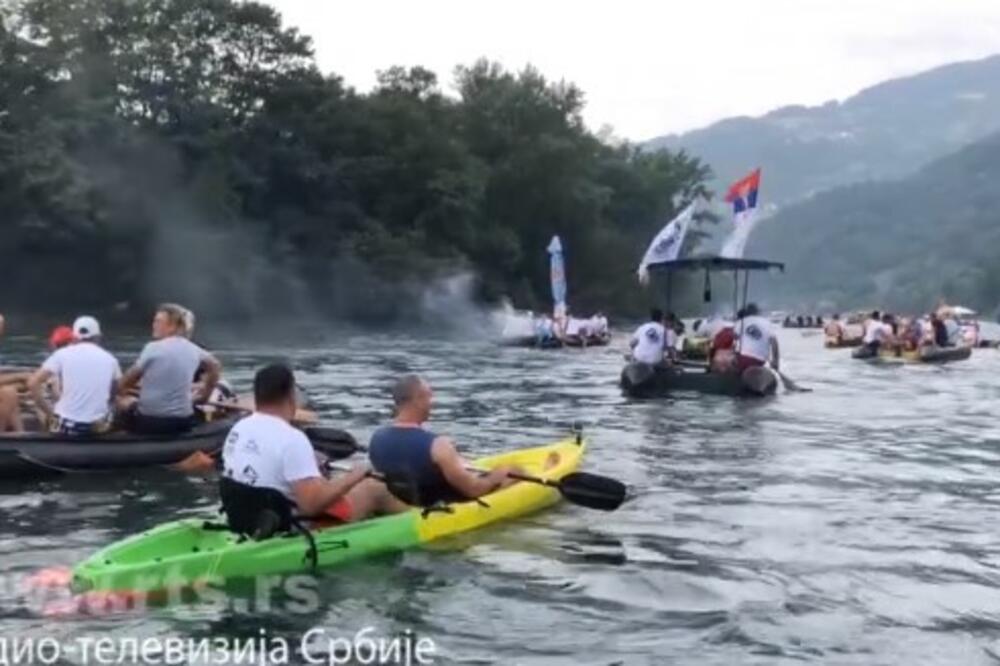 ODRŽANA 20. DRINSKA REGATA: Posle godinu dana korona pauze oborila sve rekorde posećenosti! Splavarilo više od 15.000 ljudi