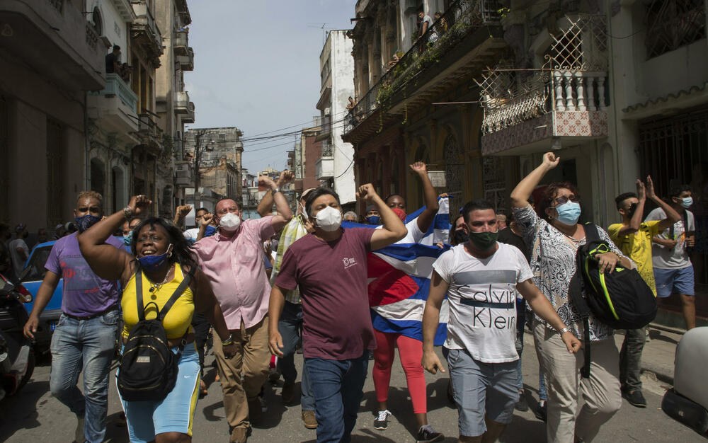 Havana, 11. jul... Detalj sa protesta protiv komunističkih vlasti