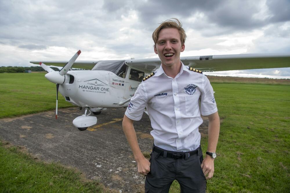 PUT OKO SVETA ZA 44 DANA: Pilot tinejdžer preleteo neverovatnih 40.000 km i oborio Ginisov rekord, a već planira nove pohode