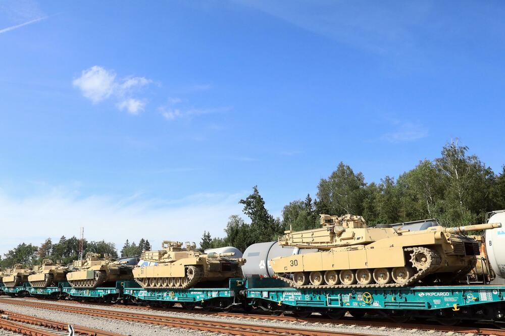 AMERI STRAHUJU OD NAPADA RUSA PREKO BELORUSIJE: Tenkovima ojačavaju poljsku granicu kako bi ohrabrili saveznike!