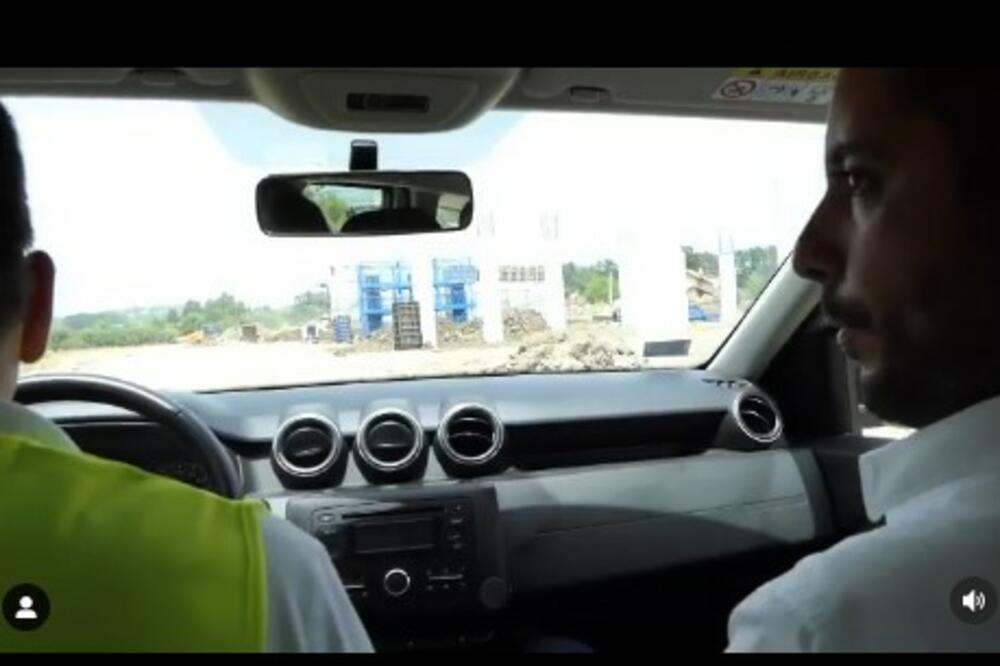 MOMIROVIĆ AKTIVAN NA INSTAGRAMU: Krenuo u kontrolu radova na deonici auto-puta od Preljine do petlje Pakovraće! VIDEO