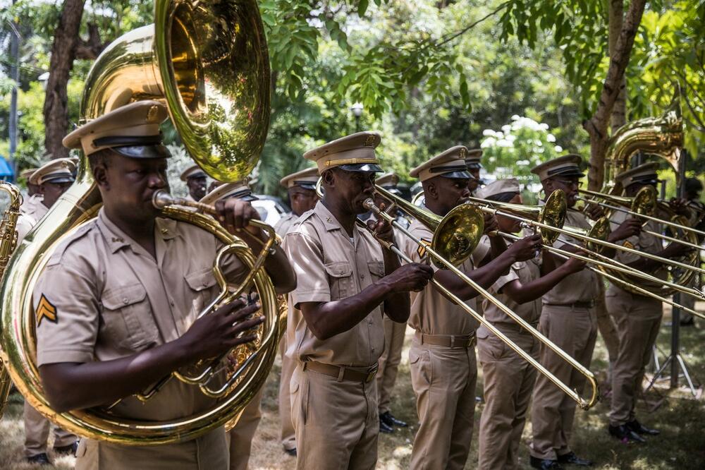 0622415077, Haiti, odavanje počasti, ceremonija, Žovenel Moiz