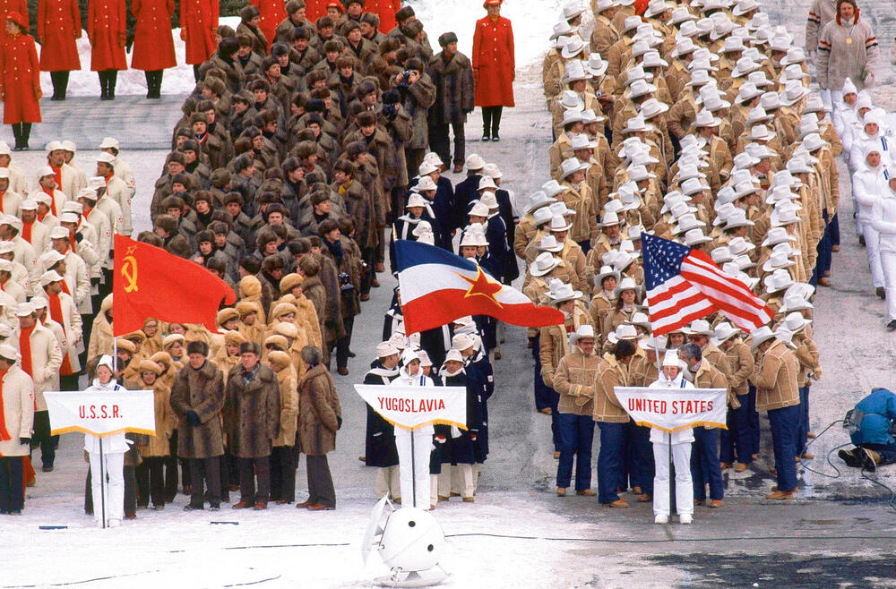 Sportisti Jugoslavije na otvaranju Igara između Rusa i Amerikanaca