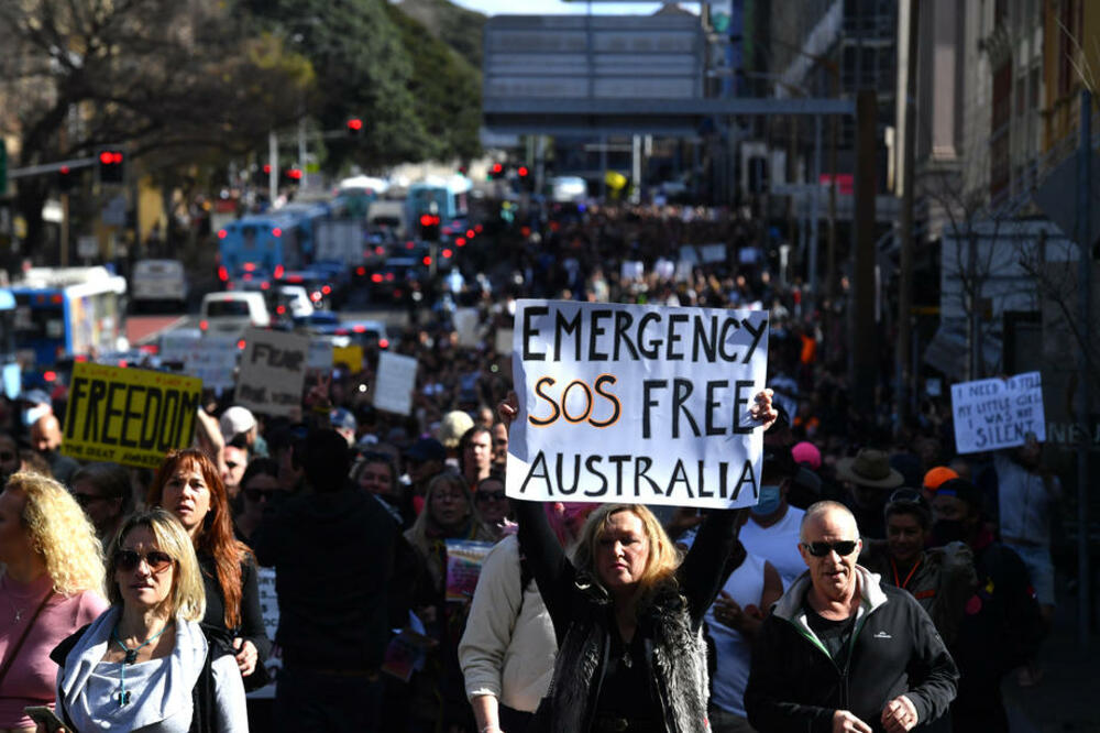 SMUČILO IM SE ZATVARANJE Posle godinu i po dana beskrajnih lokdauna, Australijanci izašli na ulice: Želimo slobodu! FOTO, VIDEO