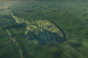 CELA LJUDSKA ISTORIJA U 100 METARA DUGOM ZIDU: Kako je nastao najveći krater u permafrostu na svetu poznat kao VRATA PAKLA