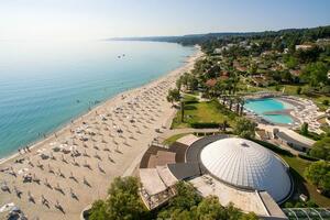 Travelland vas vodi u Grčku HOTELI 4*, 5* od 560€ za 7 polupansiona