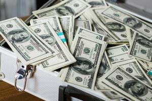 DEBLOKIRANO 6 MILIJARDI DOLARA: Iranski novac prebačen u Katar po nalogu SAD, spremna razmena zatvorenika Vašingtona i Teherana!