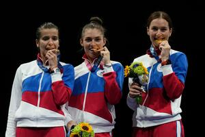 POSLE RIJA POKORILE I TOKIO: Ruskinje odbranile olimpijsko zlato u mačevanju sabljom