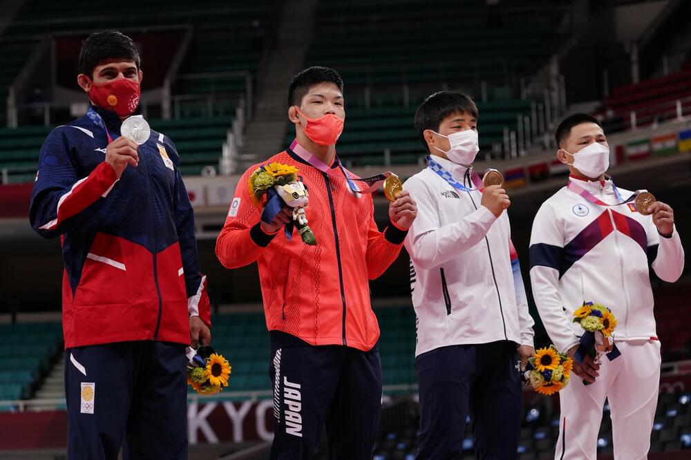 ŠOK U TOKIJU! Osvajači medalja IZBAČENI sa Olimpijskih igara! Ambasada se izvinila zbog INCIDENTA koji su napravili!