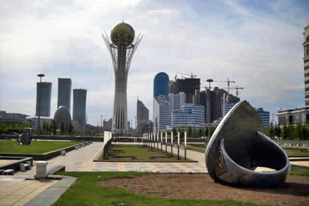 KAZAHSTAN - DRŽAVA KOJA JE OD SSSR DOBILA SVE NAJBOLJE I NAJGORE: Od gradova budućnosti, preko kosmodroma, do ruina Aralska (FOTO)