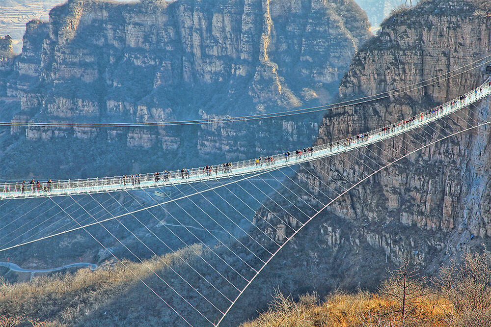 VRTOGLAVO! Spektakularni mostovi na kojima i najhrabrijima srce siđe u pete (FOTO)