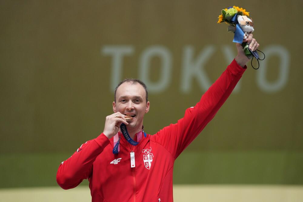 TRSTENIK DOČEKUJE MILENKA SEBIĆA: Velika počast za bronzanog olimpijca u streljaštvu