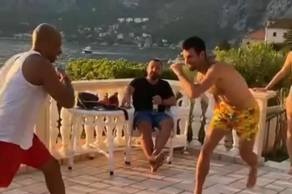 NOVAK U CRNOJ GORI KAO U OKTAGONU: Đoković demonstrirao borilačku veštinu sa majstorom iz Brazila VIDEO