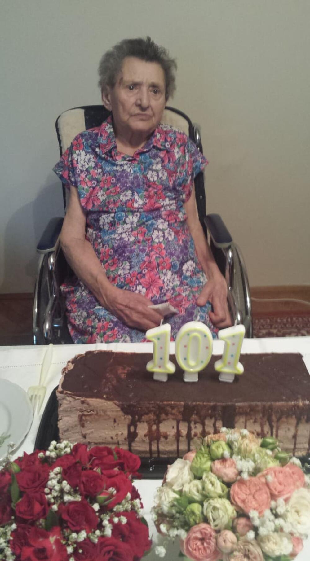Rozalija Hes, Kikinda, najstarija, 101.rođendan