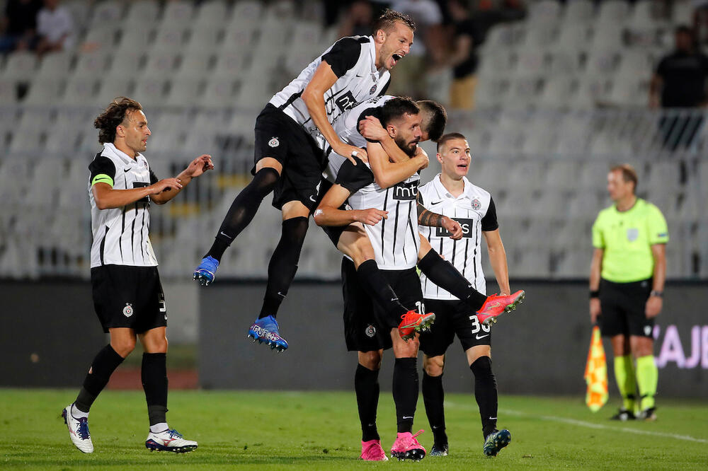 LUDNICA U HUMSKOJ! Šćekić je golom u 90. minutu spasao Partizan VIDEO