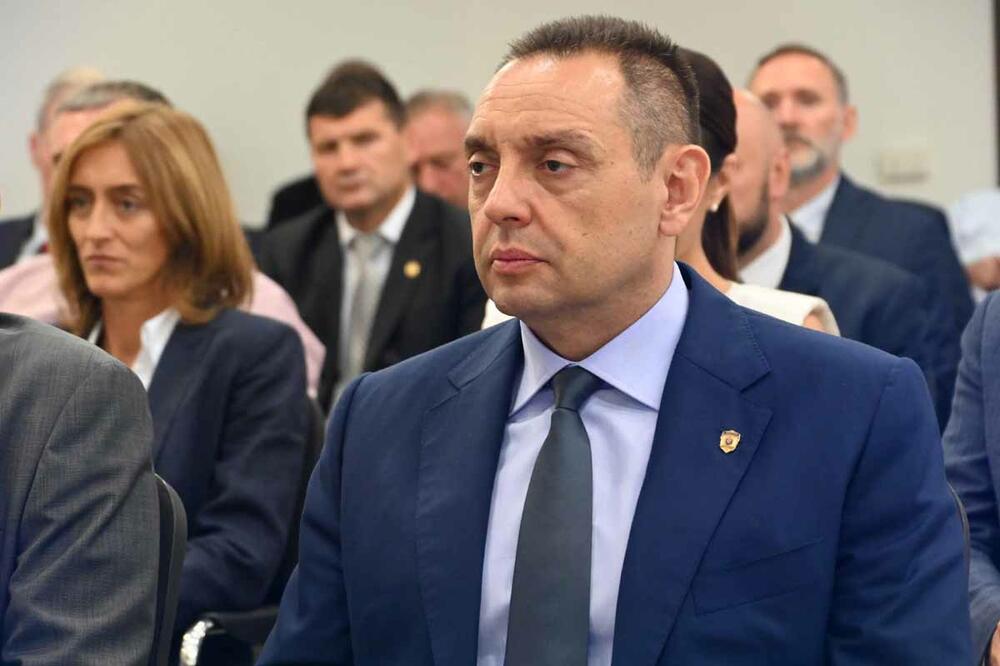 ALEKSANDAR VULIN: Srbija neće napustiti RS i ne snosi odgovornost za posledice Džaferovićeve srbomrzačke politike