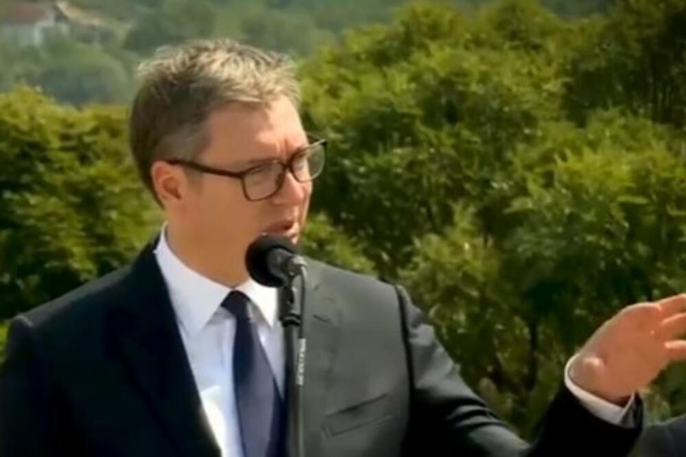 SRBIJA ĆE UVEK BITI UZ SVOJ NAROD: Oglasio se predsednik Vučić i poslao SNAŽNU poruku našim ljudima na KiM i u RS (VIDEO)