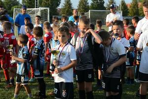 ODRŽAN MEMORIJAL MADŽA 2021: Turnir u čast ZORANA MADŽEVSKOG okupio oko 300 dece u Glogonju