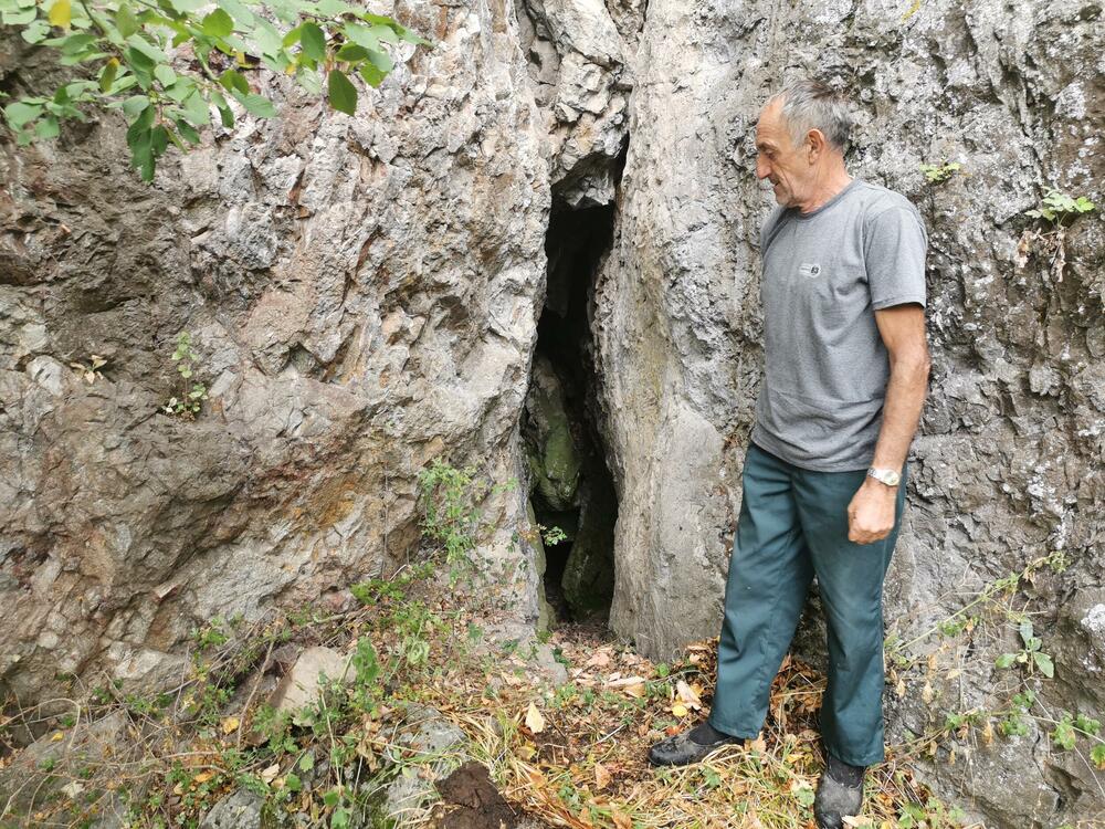 pećina, planina Ostrica, Sokolica, blago