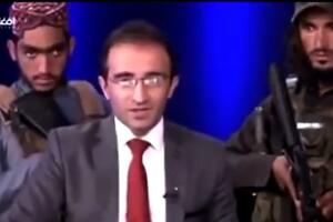 OVAKO IZGLEDA TALIBANSKI TV DNEVNIK: Spiker priča a dvojica ga drže na nišanu! Budno prate svaku njegovu reč! VIDEO