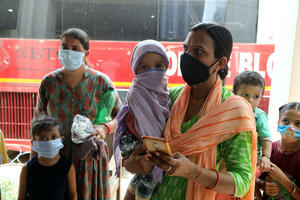 MALIŠANI NA UDARU MISTERIOZNE GROZNICE: U Indiji bolest pokosila 56 osoba, uglavnom dece! Lekari sumnjaju na dva uzročnika! VIDEO