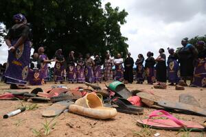 NOVA OTMICA U NIGERIJI: Naoružani napadači oteli 73 učenika! Za nekoliko meseci odvedeno skoro 1.000 dece