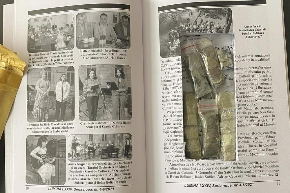 ŠVERCOVALI VREDNE KOVANICE U ČASOPISU: Carinici otkrili kesice pune antikvitetnog novca velike kulturne i umetničke vrednosti