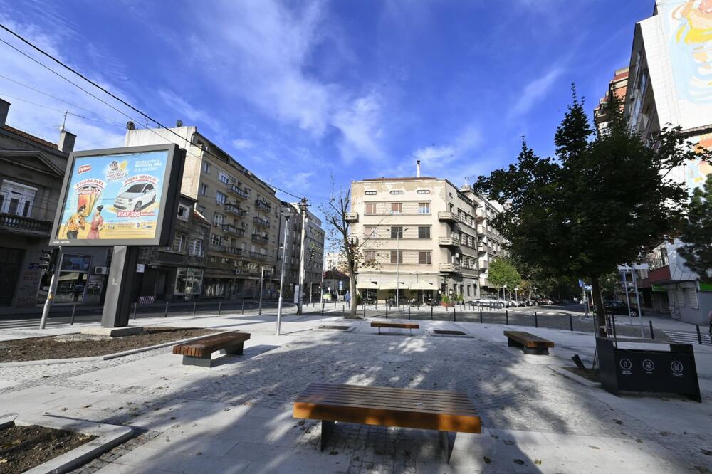 SKVER MILENE I GAGE ZAVRŠEN DVE NEDELJE PRE ROKA: Uskoro stižu stabla i skulptura Obraz uz obraz (FOTO)