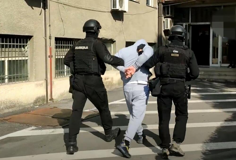 hapšenje, Novi Sad