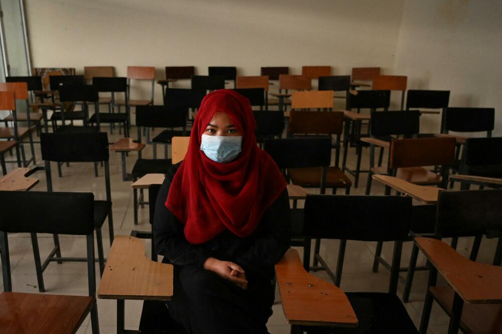 OSEĆALA SAM SE GROZNO: Ovako je izgledao prvi dan nastave na fakultetima pod talibanima FOTO