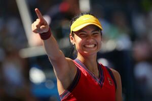 SENZACIJA NA US OPENU! Ženski tenis ima novo ČUDO! Ema Radukanu u polufinalu Gren Slema u Njujorku