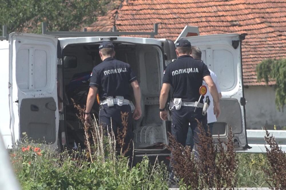 PODGORIČANIN UHAPŠEN U PRIJEPOLJU: Policija mu u vozilu pronašla bunkere sa 32 paketa droge